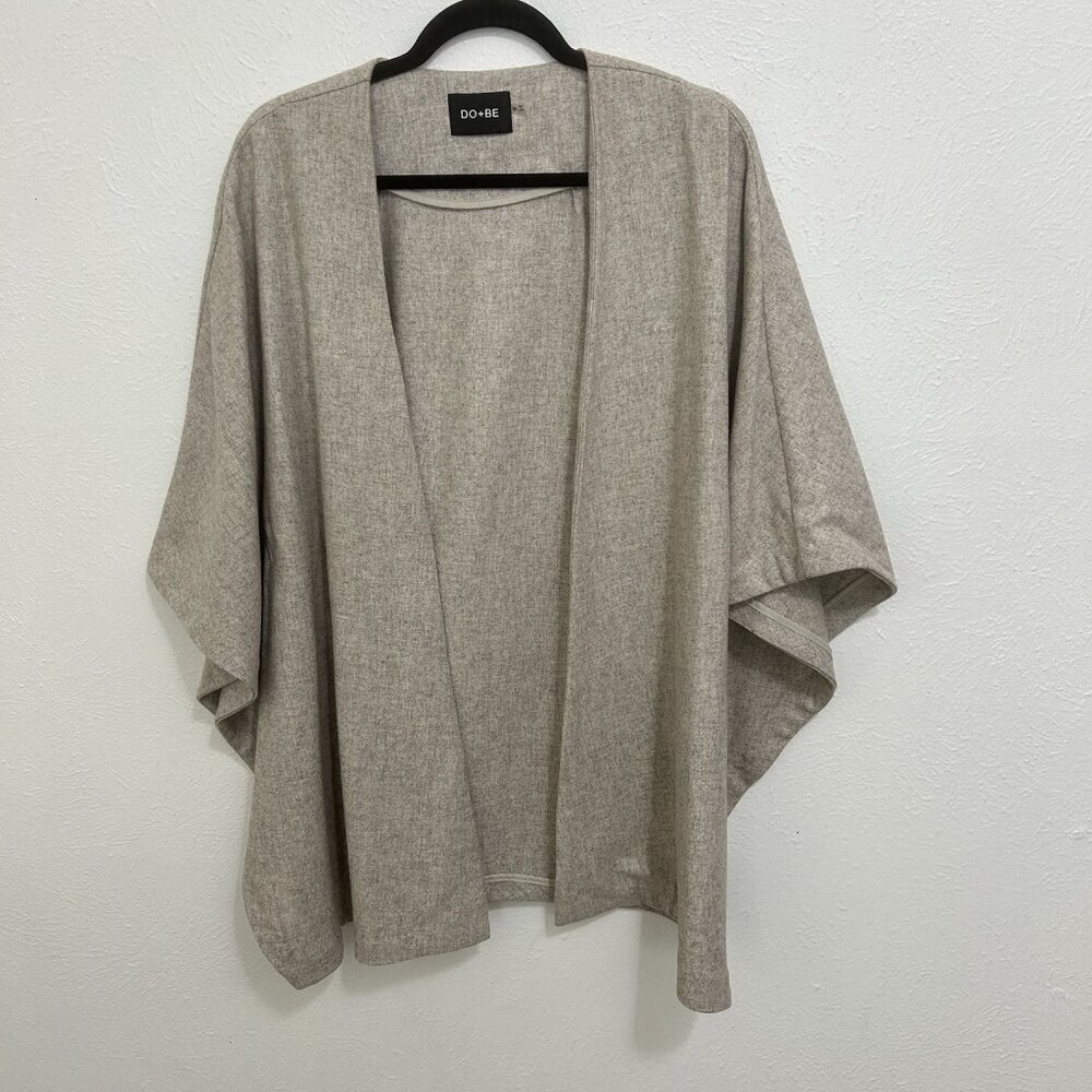 Do + Be Wool Blend Oatmeal Poncho‎ Cape Sweater Shawl  Minimalist Lagenlook Sz M